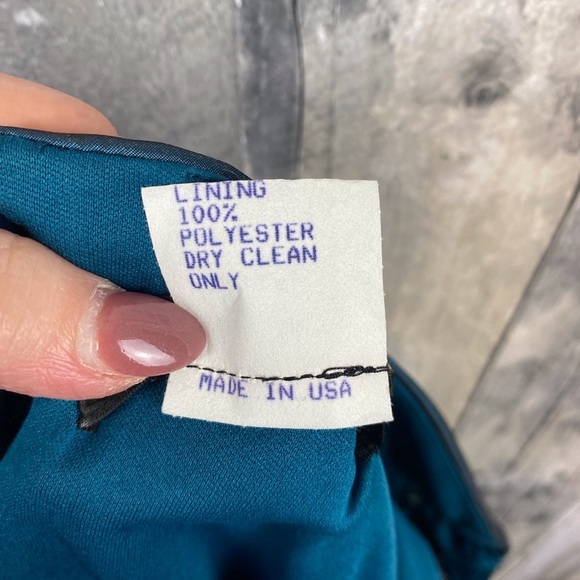 Tadashi Shoji Ruched Trumpet Maxi Gown in Teal Green Size 16 Plus. - Picture 11 of 13